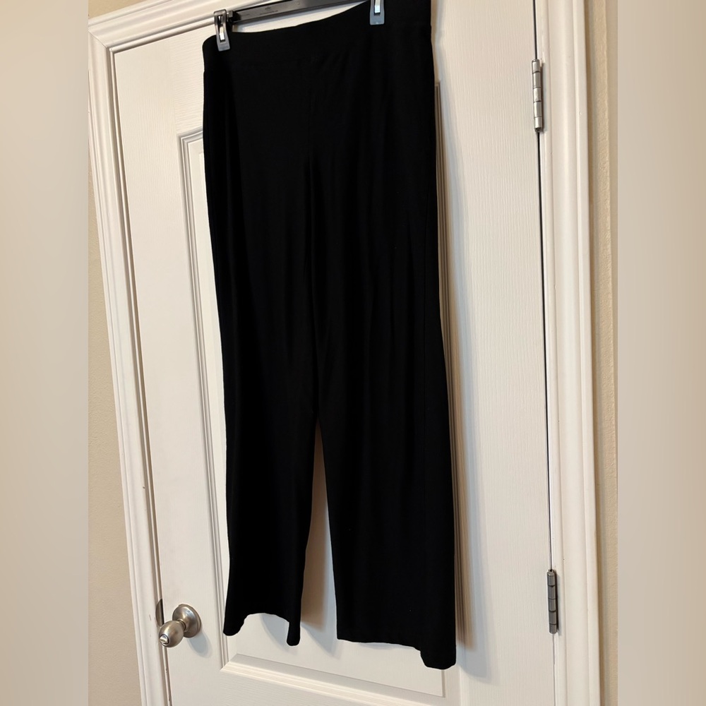 Chico's Straight leg black slacks pants trousers Medium S 1 Pull on straight leg